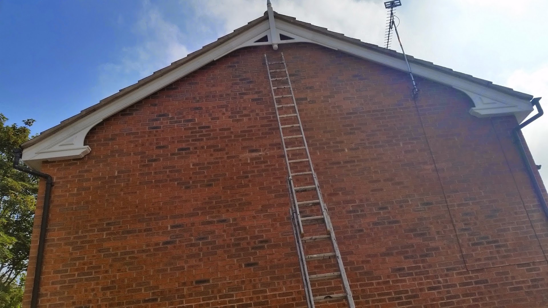 M Hall Painting and Decorating — Photos 9